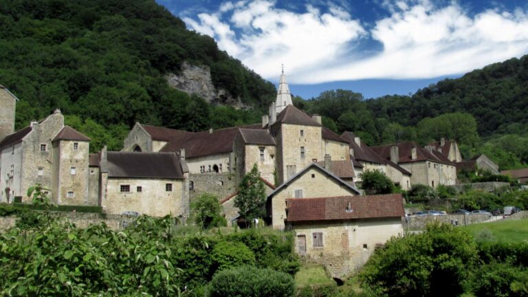 Baume-Les-Messieurs